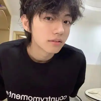 吕小宸